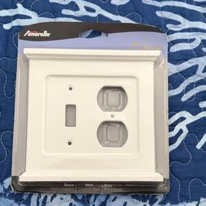 Amerelle White Composite Wood Switch & Outlet Wall Plate NWT